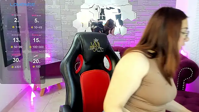 conniejames m online show from March 2026 01:31:02 PM