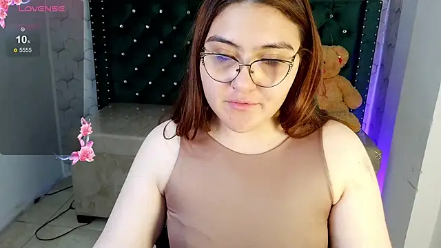 Snapshot of conniejames_m chatting on June 2026 12:24:02 PM conniejames m online show from June 2026 12:24:02 PM