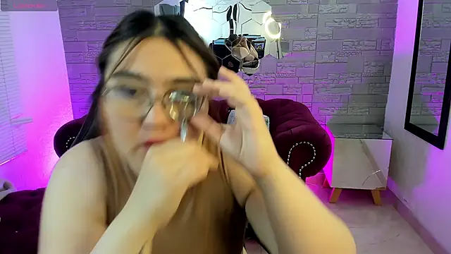 conniejames m online show from October 2025 12:50:02 PM