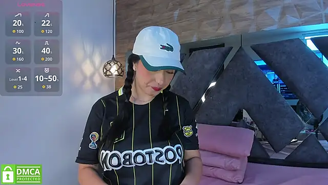 Venus velez  online show from December 2025 01:28:01 PM