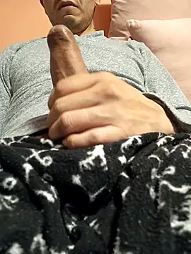 GuapoCoqueto online show from November 2025 07:01:02 AM