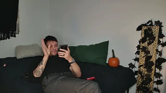 Snapshot of JackDesFeux chatting on October 2025 07:42:02 AM JackDesFeux online show from October 2025 07:42:02 AM