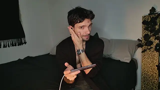 JackDesFeux online show from November 2025 01:20:02 AM