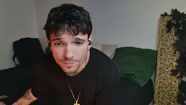 JackDesFeux online show from November 2025 04:13:01 AM