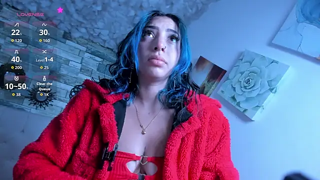 Snapshot of SaturnooStonee chatting on July 2026 06:03:02 AM SaturnooStonee online show from July 2026 06:03:02 AM