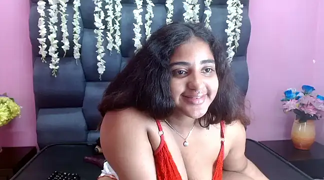 Sofia Hernandez  online show from March 2025 05:31:02 AM