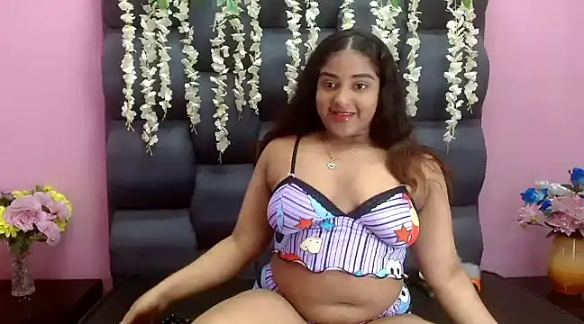 Sofia Hernandez  online show from March 2025 02:49:02 AM