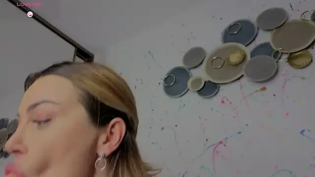sonia esd online show from October 2025 01:54:02 PM
