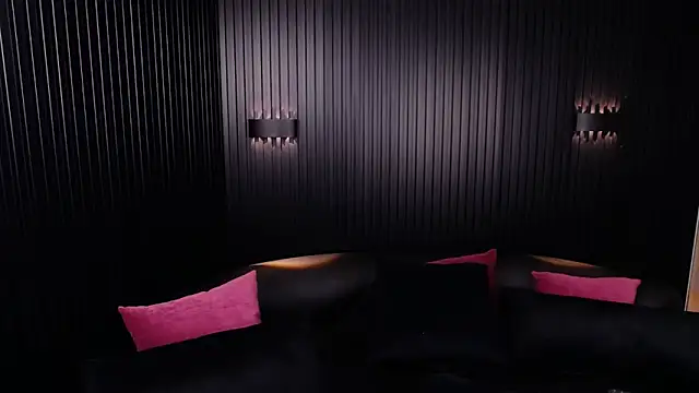 kendall coxx online show from October 2025 08:44:02 AM