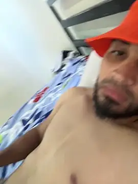 luismanuel 1998 online show from March 2026 04:15:01 PM