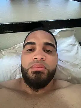 luismanuel 1998 online show from March 2026 02:07:01 PM