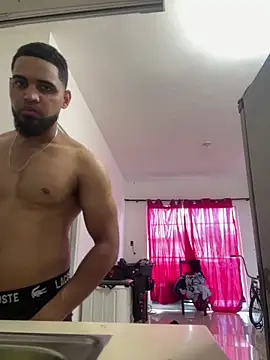 luismanuel 1998 online show from April 2026 04:10:01 PM