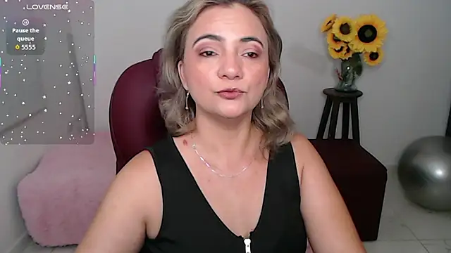 ana milf online show from February 2026 01:53:01 PM