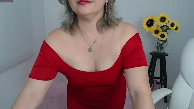 ana milf online show from September 2025 01:16:01 PM