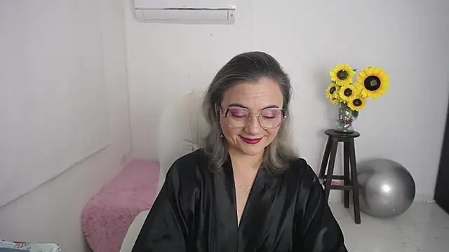 ana milf online show from December 2025 01:35:01 PM