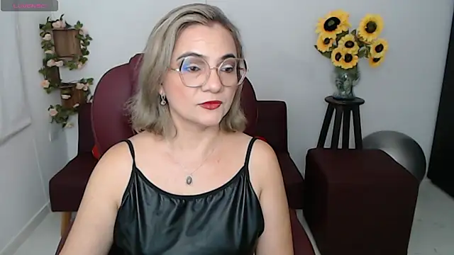 ana milf online show from May 2026 02:00:02 PM