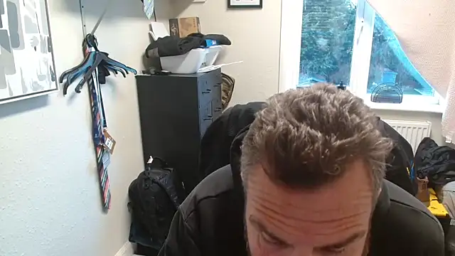 Snapshot of toptugger chatting on November 2025 03:23:02 PM toptugger online show from November 2025 03:23:02 PM