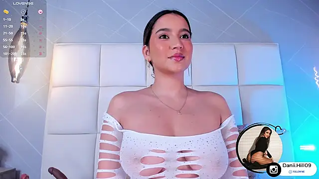 danii hill  online show from September 2025 04:34:02 AM