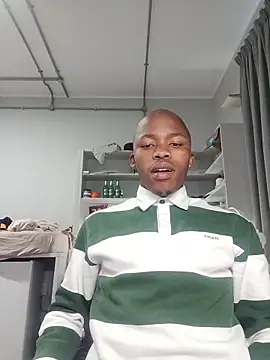 Snapshot of Mejjlunje540 chatting on April 2026 12:10:01 PM Mejjlunje540 online show from April 2026 12:10:01 PM