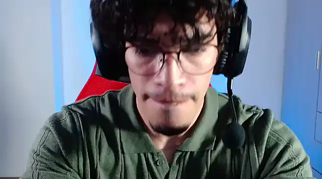 BigDragonBoy online show from March 2025 10:31:02 PM