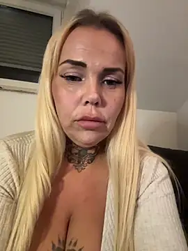 LeniGold Official online show from November 2025 12:36:02 AM