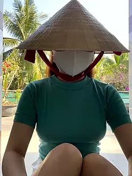 BabyThree  online show from January 2026 07:26:01 AM