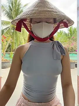 BabyThree  online show from January 2026 07:25:02 AM