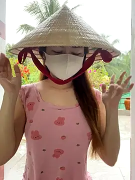 BabyThree  online show from November 2025 08:41:02 AM