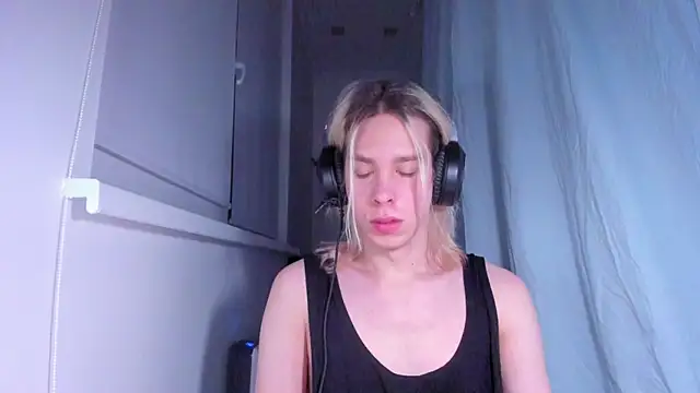 Snapshot of matt_spark chatting on February 2025 12:14:01 AM matt spark online show from February 2025 12:14:01 AM