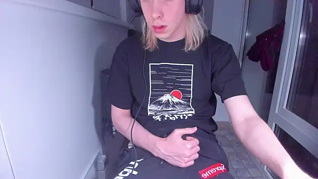 Snapshot of matt_spark chatting on February 2025 01:00:01 AM matt spark online show from February 2025 01:00:01 AM