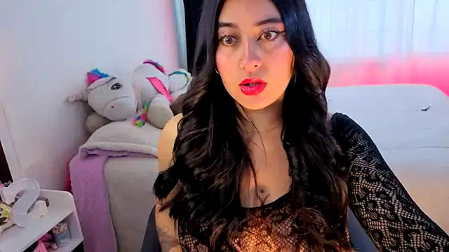 serenna se online show from February 2026 08:17:01 PM