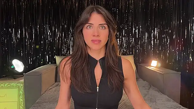 Super Suka online show from November 2025 07:18:01 PM