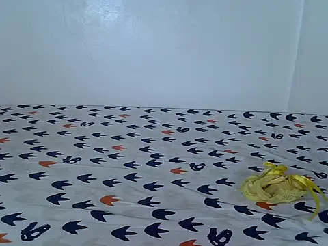 laetitia  online show from February 2026 09:26:01 PM