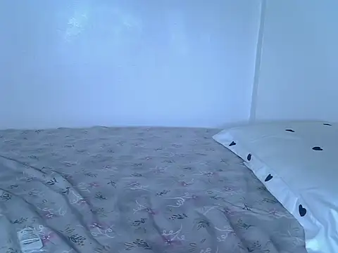 laetitia  online show from November 2025 04:00:02 PM