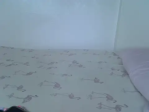 laetitia  online show from November 2025 12:42:02 PM