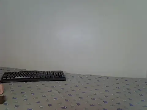 Snapshot of laetitia_ chatting on June 2026 08:52:01 AM laetitia online show from June 2026 08:52:01 AM