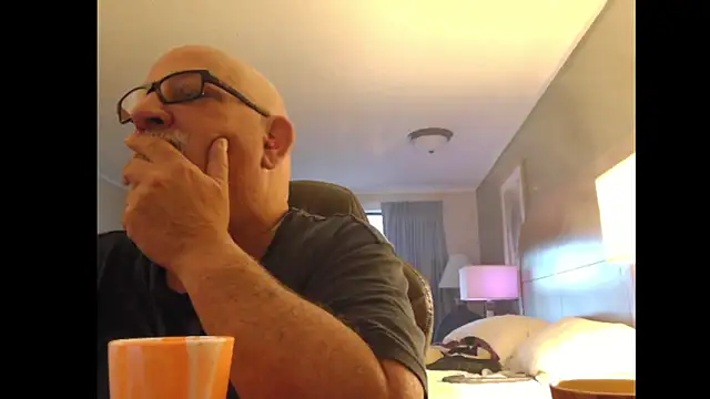 Snapshot of --JimmyJamzs-- chatting on September 2025 11:07:01 PM --JimmyJamzs-- online show from September 2025 11:07:01 PM