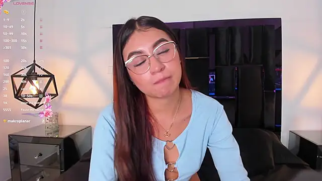Zayda 1 online show from February 2025 03:27:02 PM
