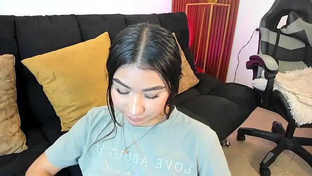 Zayda 1 online show from September 2025 07:41:01 PM