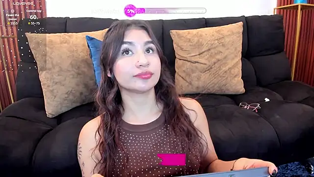 Zayda 1 online show from October 2025 07:11:01 PM