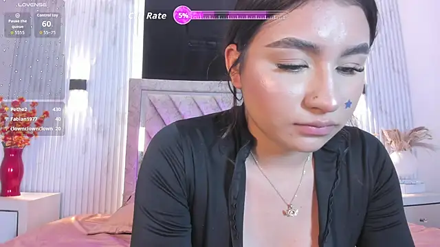 Zayda 1 online show from November 2025 07:39:01 PM