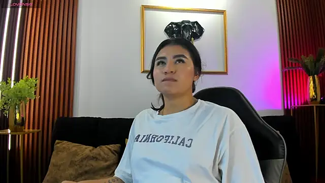Zayda 1 online show from October 2025 08:42:01 PM