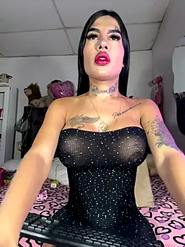 saragill323 online show from November 2025 12:20:01 PM