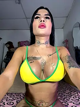 saragill323 online show from November 2025 03:59:01 PM