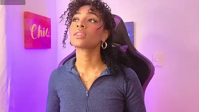 Heily Fox online show from January 2025 07:39:02 AM