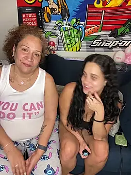 ladycreamypr2 online show from April 2026 11:29:02 PM