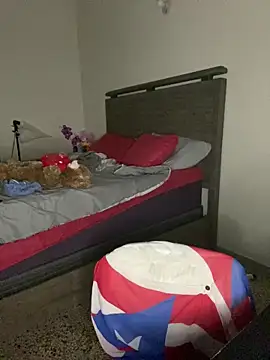 ladycreamypr2 online show from March 2026 05:37:02 AM