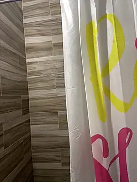 ladycreamypr2 online show from February 2026 09:56:02 PM