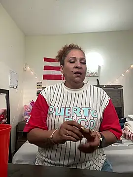 ladycreamypr2 online show from April 2026 10:52:01 AM