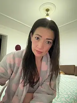 Yulia sx online show from February 2026 11:32:02 PM